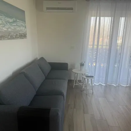 Enjoy Blue, With Pool & Pets Welcome Apartman Novigrad (Istria)