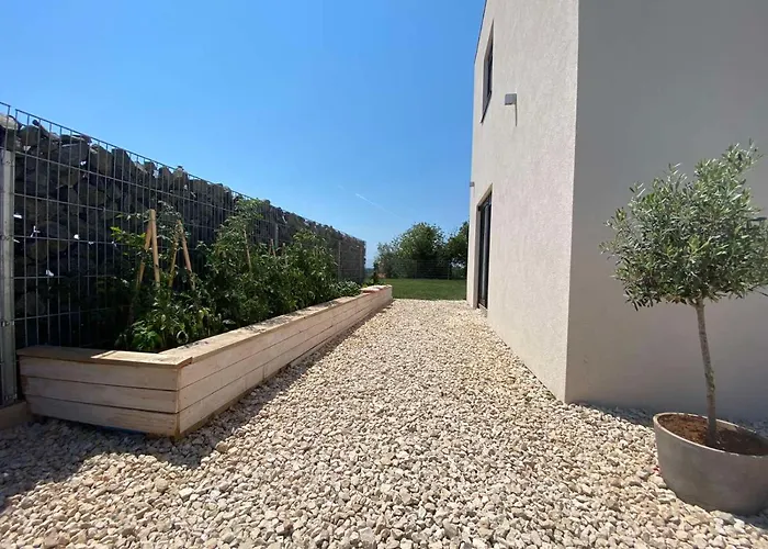 Enjoy Blue, With Pool & Pets Welcome * Novigrad (Istria)