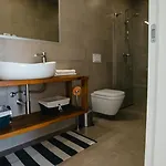 Enjoy Blue, With Pool & Pets Welcome