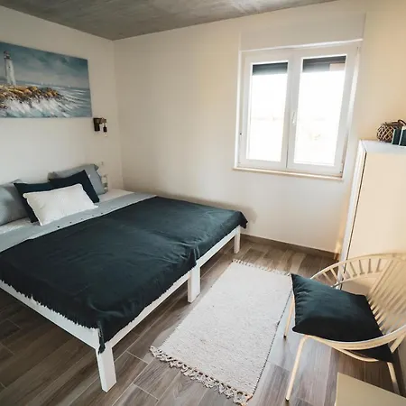 Enjoy Blue, With Pool & Pets Welcome * Novigrad Istria