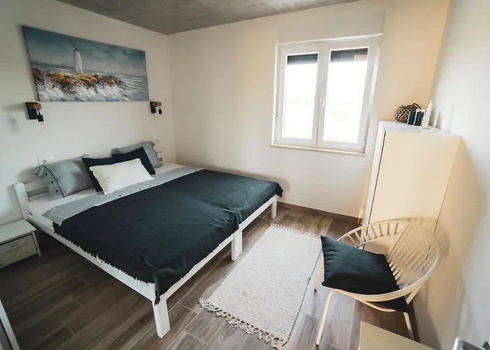 Enjoy Blue, With Pool & Pets Welcome * Novigrad Istria